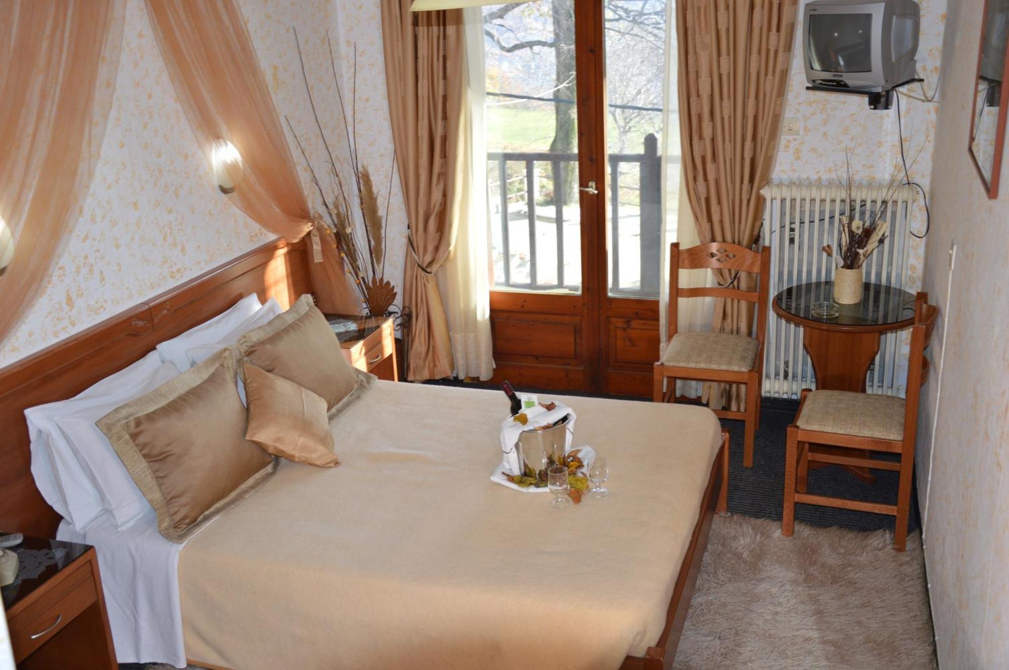 Hotel Hani Zisi 2*