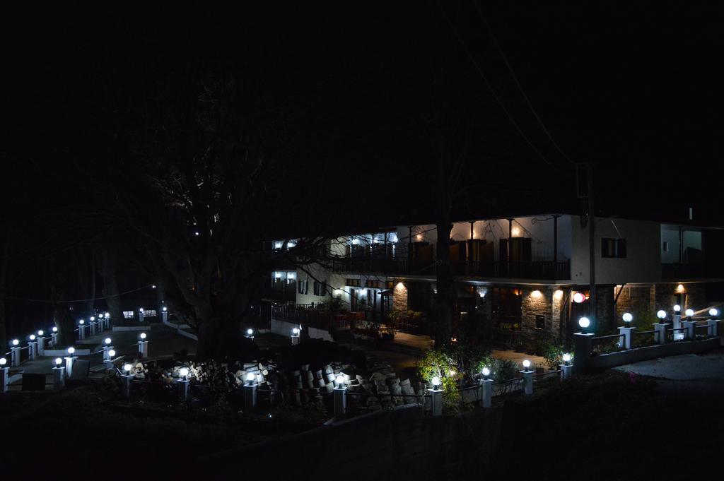 Hani Zisi Hotel 2*